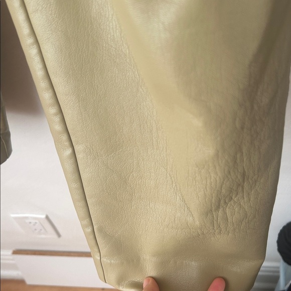 Babaton Aritzia Women Vegan Leather Beige Taupe Straight Crop Pants 8 - Picture 5 of 10